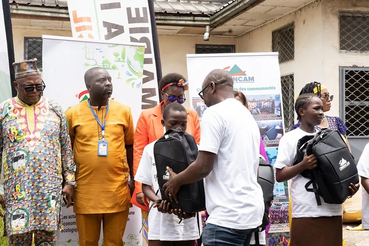 CIMENCAM soutient l’éducation et la sécurité routière à Douala 4
