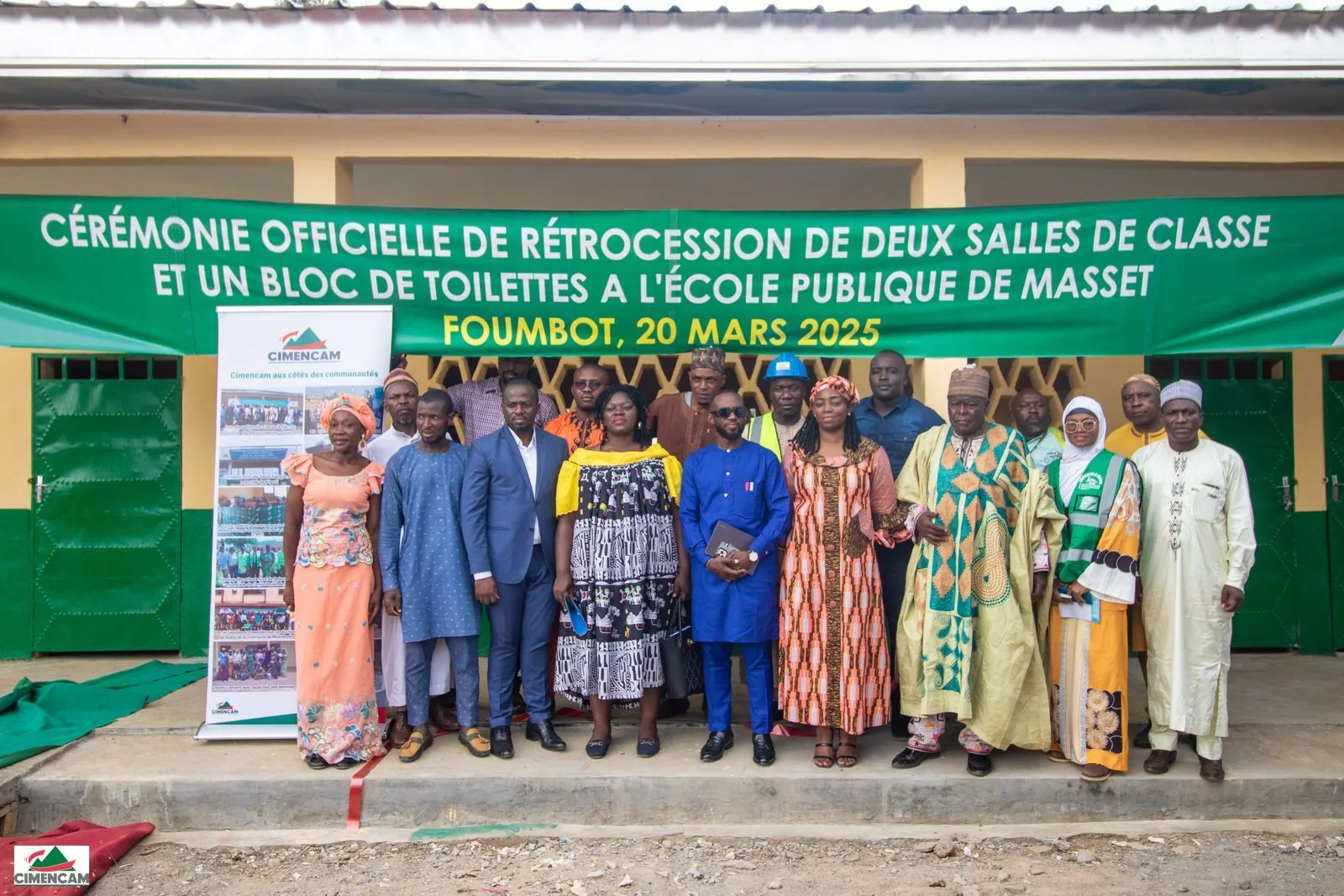cimencam-retrocede-deux-salles-de-classe-et-un-bloc-de-6-toilettes-a-lecole-publique-de-masset1.jpg
