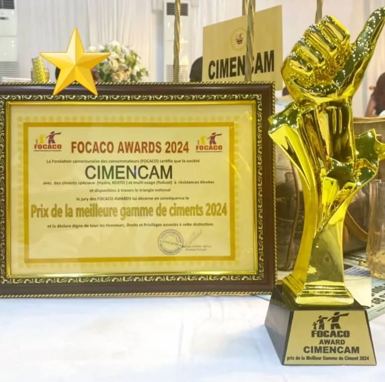 focaco-awards-cimencam-recoit-le-prix-de-la-meilleure-gamme-de-ciment1.jpg